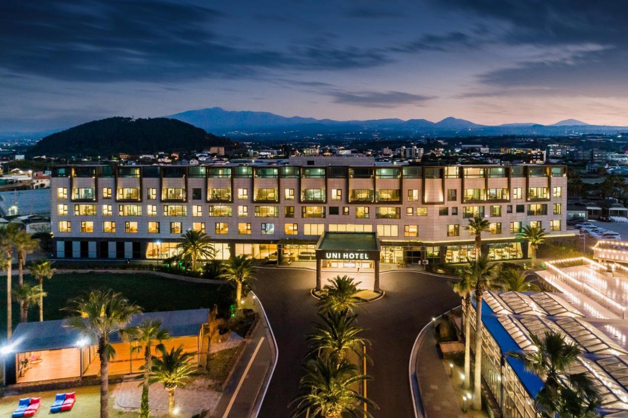 Uni Hotel Jeju Bagian luar foto