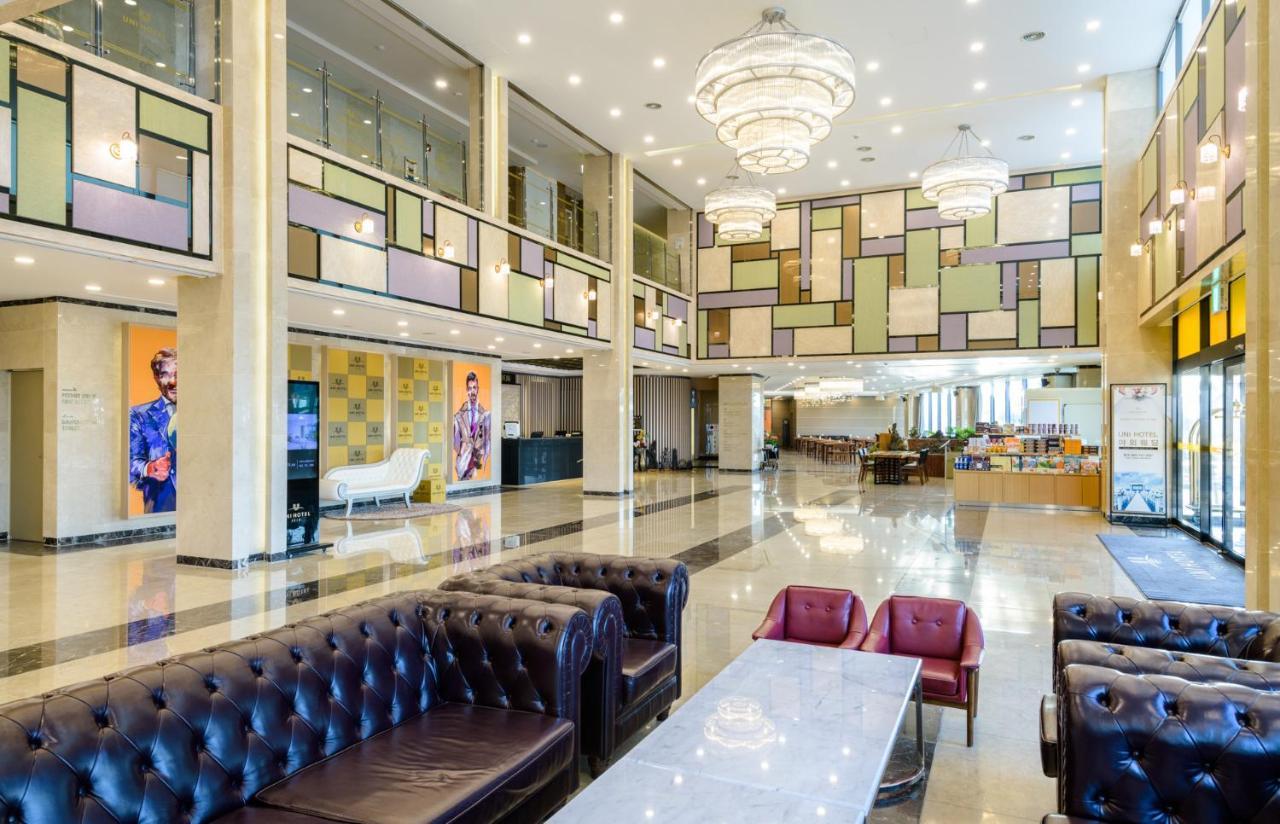 Uni Hotel Jeju Bagian luar foto