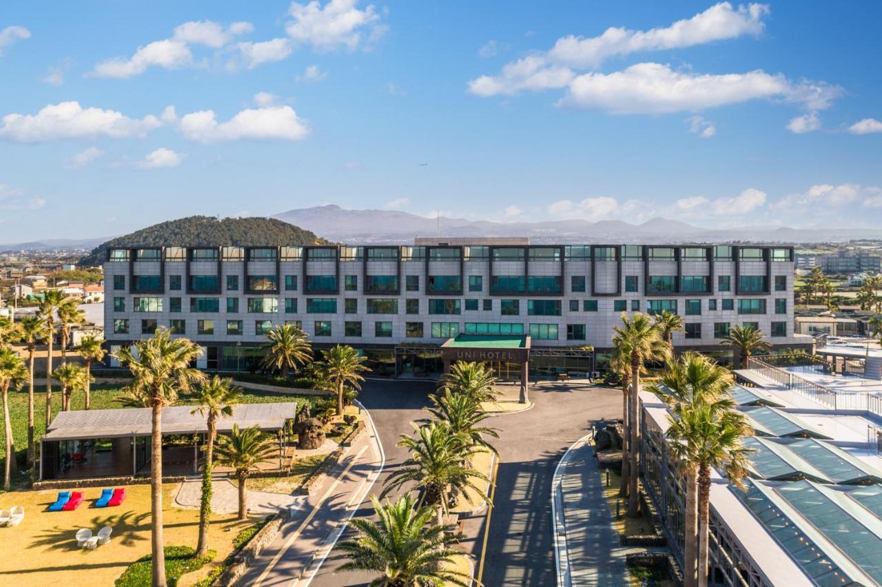 Uni Hotel Jeju Bagian luar foto