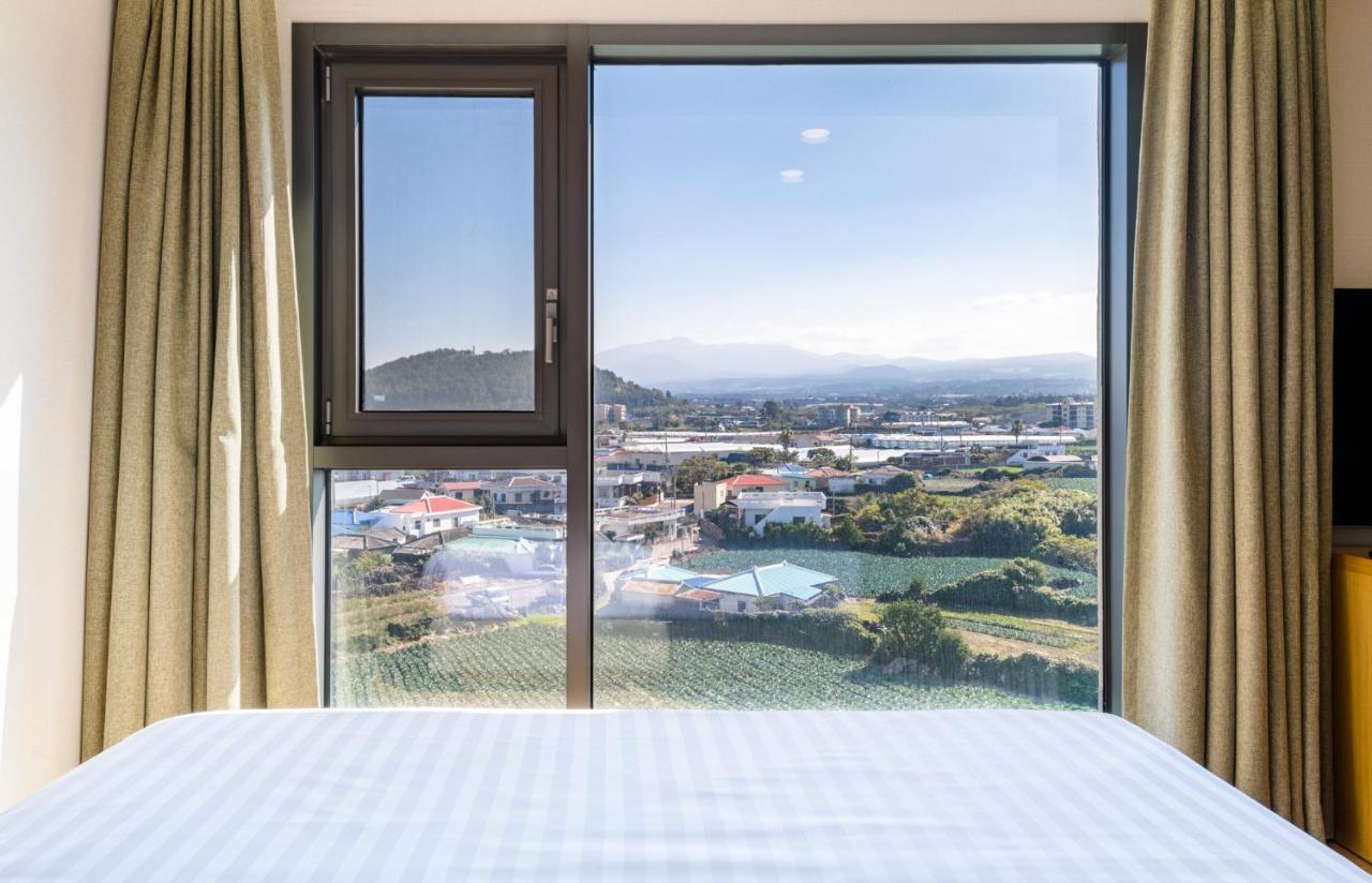 Uni Hotel Jeju Bagian luar foto