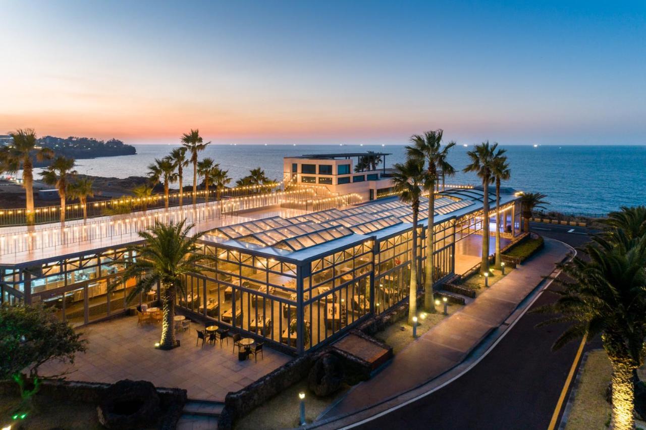 Uni Hotel Jeju Bagian luar foto