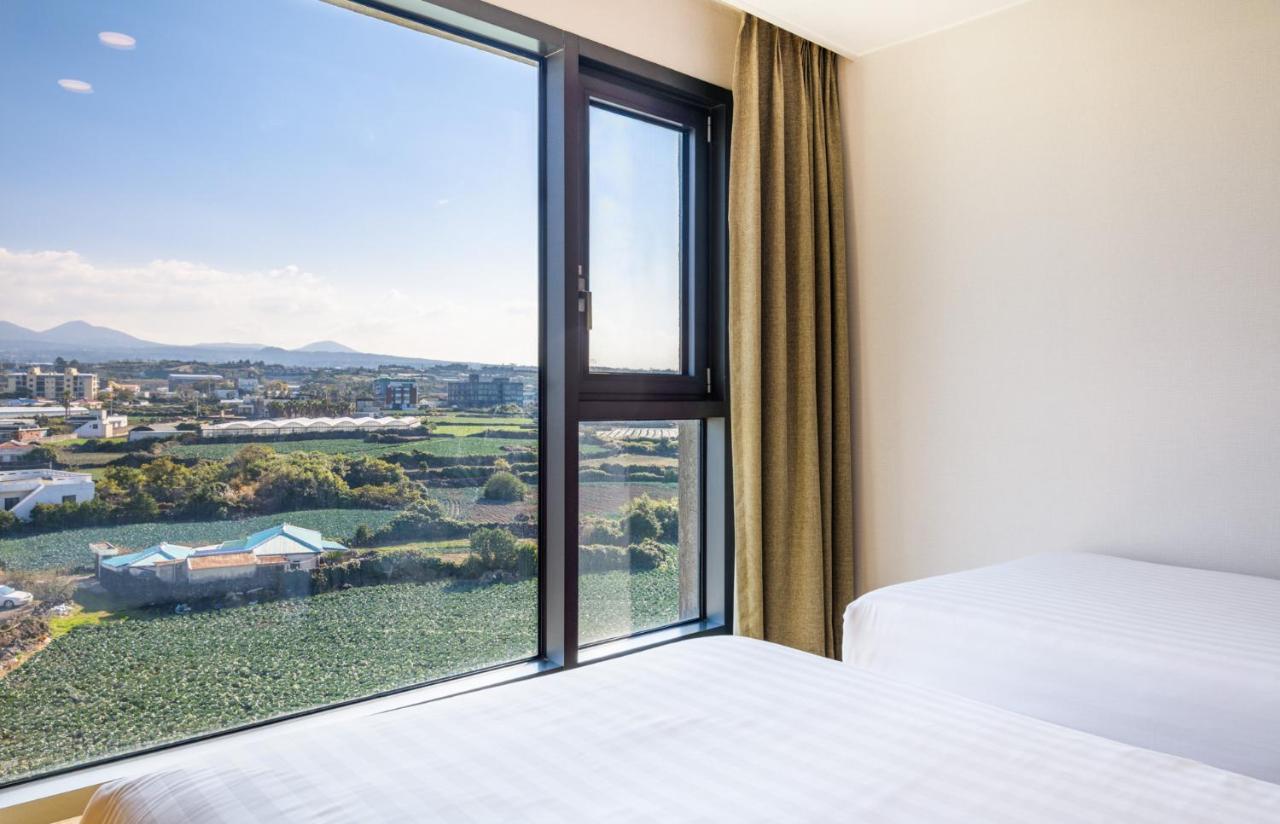 Uni Hotel Jeju Bagian luar foto